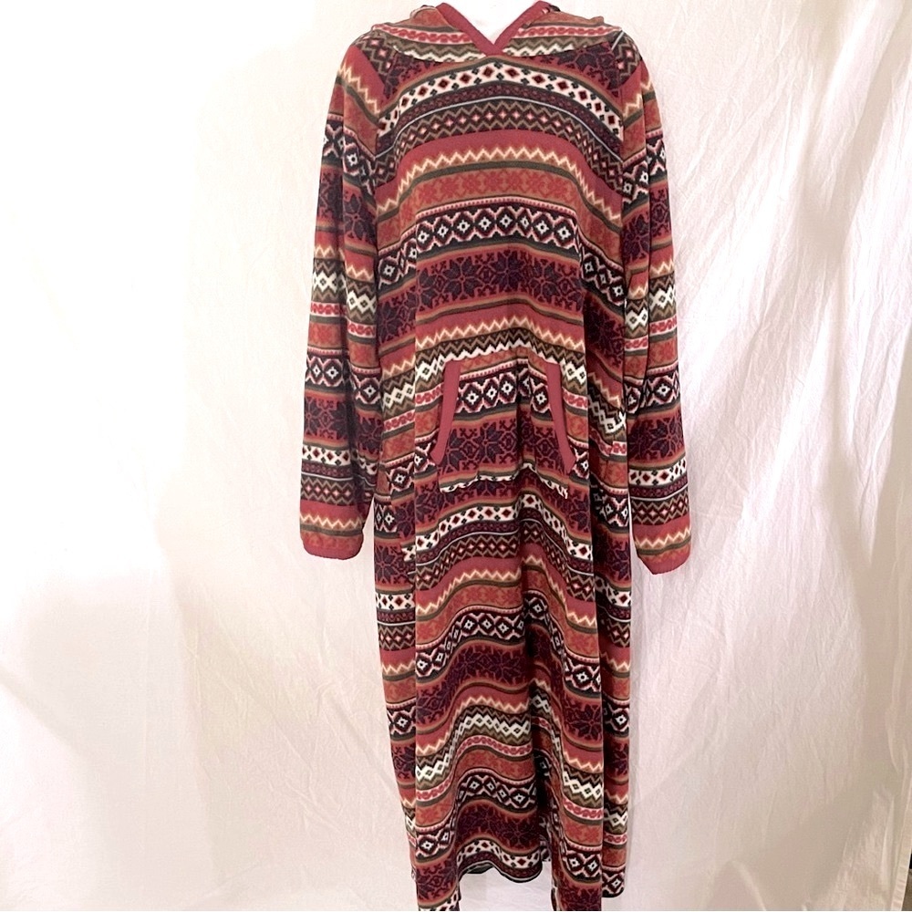 Cuddl Duds tribal print fuzzy pajama set